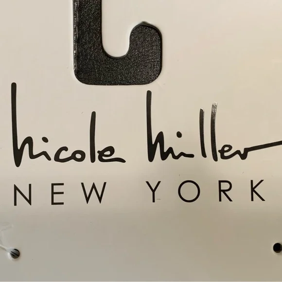 NWT Women’s Nicole Miller Pearl Cross Band Open Toe Slide Slippers. Soft & Furry - Picture 5 of 5